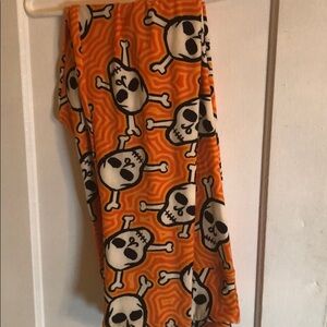 LuLaRoe TC2 Women’s Skull Legging